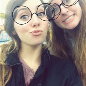 Meet your Posher, Renee